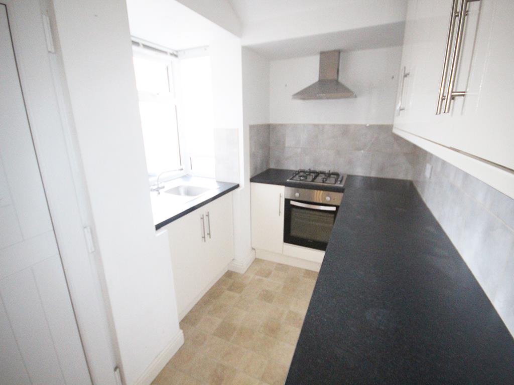 2 bedroom mid terrace house To Let in Barnoldswick - IMG_1602.jpg